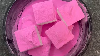 Super Soft Chalk \u0026 Scoops of Pretty Pink Powder 🩷 Gym Chalk ASMR 🩷🩷