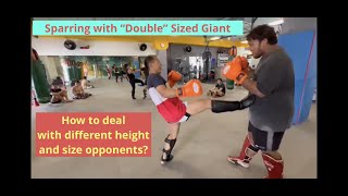 Sparring With “Double” Sized Giant in Muay Thai : Fandi ~190cm 140Kg and Andrew Se ~170cm 75kg