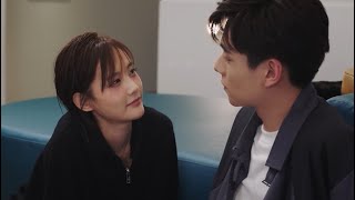 [Full Movie]The girl,drunk and flirtatious,teases male lead,who responds with a bold kiss—so sweet!