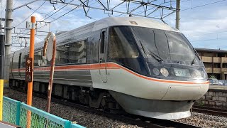 383系A1編成特急しなの通過＋383系A101編成発車　北松本駅