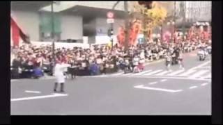 ★FUNNY STUFF★ Japanese marathon runner takes a wrong turn at finish