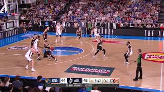 Eric Griffin with 18 Points vs. Brisbane Bullets