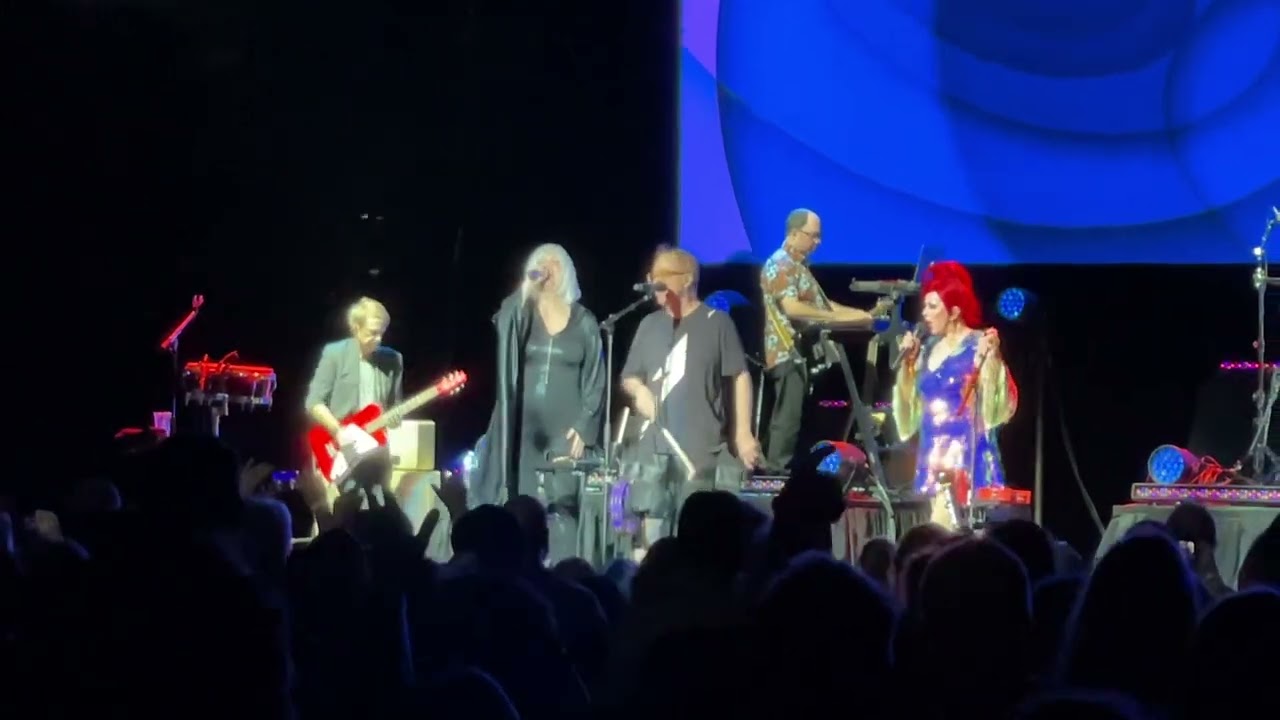 The B-52s (B-52s Farewell Tour) - Love Shack (Live) @ Anthem ...