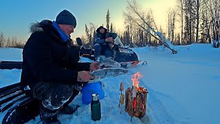 Вот это рыбалка! Засняли стаю хариуса под водой! Супер клёв! Второй день рыбалки на таёжной речке!