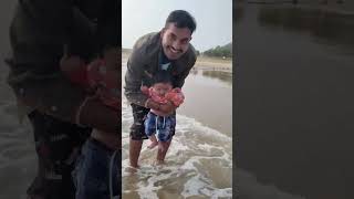 cute boy❤ నీళ్లు చల్లగా ఉన్నాయి ఏడువకు రా😘funny#beach #viralshorts #youtubeshorts #cute