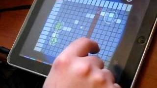 Dr.Nemmo demonstrates the iPad and the Reactable app.