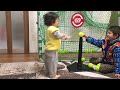 しょーきち 1歳6ヶ月 野球少年 自主練 天才キッズ 片手バッティング練習 おふざけ中 お調子者 芸を忘れない 将来大物になる予感 次男坊 爆笑 兄弟練習