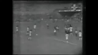 O último gol de Pelé em Campeonatos brasileiros - 1974 - Narração Jorge Curi