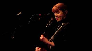 Suzanne Vega  ~  \