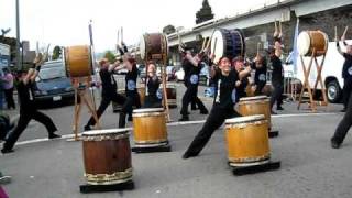 Emeryville Taiko: Solano Stroll 2010 - Masaru