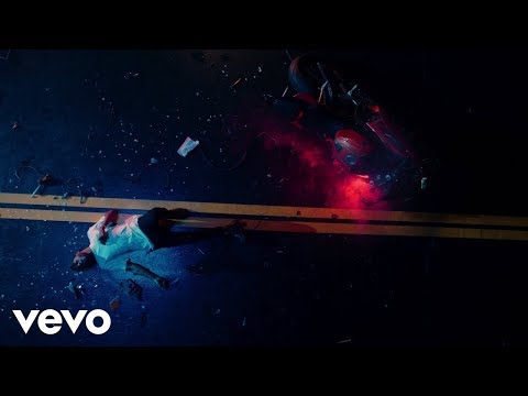 Video : 6LACK - Switch