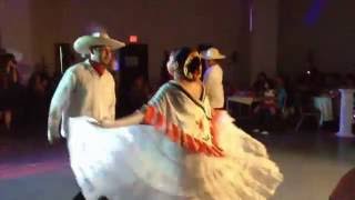 Mexican Dance Ensemble y Los Condenados Huastecos (Malagueña y Petenera)