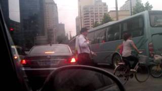 VID-20110607-00001