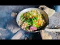 පැලේ චීස් කොත්තු හැදුවා 😋🧀 cheese kottu rainy day village making cheese kottu koththu