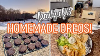 ORGANIZING & HOMEMADE OREOS!