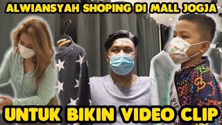 Alwiansya Belanja Baju Persiapan Video Klip Baru di Jogja