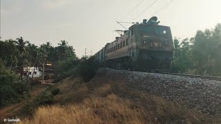 22114 THIRUVANANTHAPURAM NORTH → MUMBAI LTT SUPERFAST EXPRESS