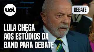 Lula chega aos estúdios para debate com Bolsonaro: 'Campanha sem troca de acusações não é campanha'