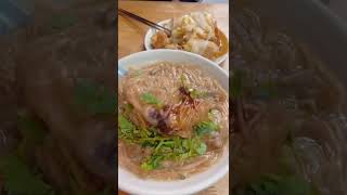 台灣台北美食小吃 夜市 臭豆腐 大腸麵線 Stinky tofu Taiwan street food travel トラベル   paglalakbay bepergian Taipei Mrt