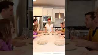 Time for dinner!! 🤤