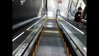 ヨドバシカメラ   マルチメディア仙台　エスカレーター　escalators