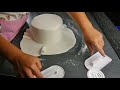 torte richtig mit fondant eindecken fondanttorte überziehen kurzes basicvideo