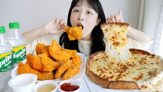 1kg 치즈폭탄피자와 핫뿌링클 치킨 먹방 _ 나홀로 연말파티!🧀🔥직접 뿌링클 치킨 만들기 :D