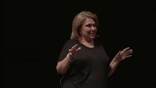 До колко ни променят ролите, които играем в живота си? | Martina Vachkova | TEDxPrimorskiPark