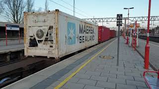 (4K) Freightliner 86612+86614 pass Stafford on 4L93 1/2/2020