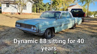 1962 Oldsmobile Dynamic 88 sitting for 40 years. Part 1