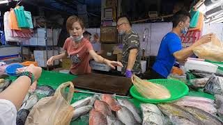 現切鱈魚有沒有看過 直接被客人打包秒殺 竹圍吳怡霈 竹圍李沛旭 竹圍漁港 海鮮叫賣 叫賣哥