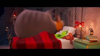 DR SEUSS'S THE GRINCH (2018) Clip: Fred and Max jump in bed with The Grinch