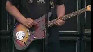 Dinosaur Jr perform Just Like Heaven live