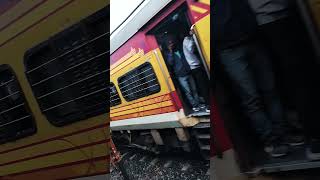 New Jalpaiguri#shortsfeed#ytshorts#train#shorts#journey#ytshortsindia#ytviral#ytshort#jalpaiguri