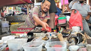 LAPAK BATU AKIK DAN BARANG ANTIK PASAR KEBAYORAN LAMA