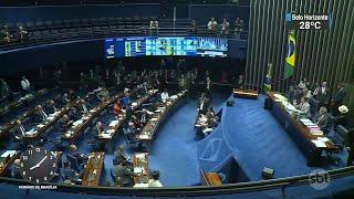 Deputados e Senadores recebem benefício de auxílio-mudança | SBT Brasil (30/11/18)