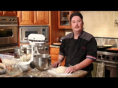 How to Make Pizza Crust Using Cornmeal : Tips for Making Pizza How to Make Pizza Crust Using Cornmeal : Tips for Making Pizza