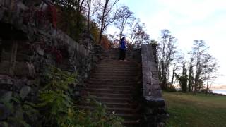 Palisades park ruins on nj side of hudson river