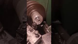 Watching the auto feed on my lathe is ASMR to me  Working on a C8C - ZMM Lathe from 1981