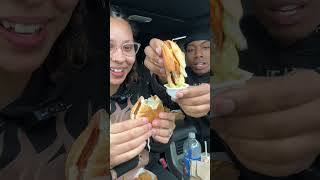 Trying Mcdonald’s Hot n Spicy McChicken For The First Time