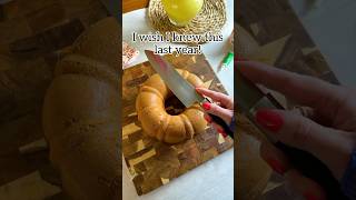 How to make a Very Hungry Caterpillar cake! #firstbirthday #cake #cakedesign