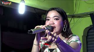 ERIKA SYAULINA - PELAMINAN KELABU