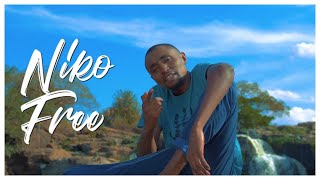 COLLEEK STRYKA - NIKO FREE (Official Video) SMS Skiza 8081693 to 811 to set as your Skiza Tune.