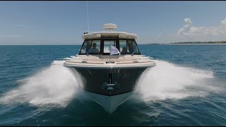 Chris-Craft Calypso 32 - Walkthrough by Legacy Marine