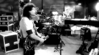 Queen - No One But You ( Brian May/Roger Taylor)