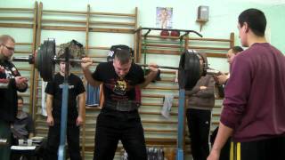 Kónya Antal (Tonn) - Guggolás (160kg - RAW) - A Csárdaszállási Edzőterem Réme 2010