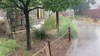 Nos agarró la lluvia