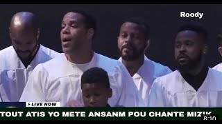 Mikaben -TOUT GLWA SE POU PAPA Atis yo chante Nouvo Mizik Li Ta Pral Soti Avan Li Te Mouri.