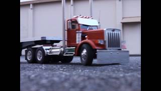 1/14 Scale RC Peterbilt 379 DayCab Semi Truck (Tamiya King Hauler)