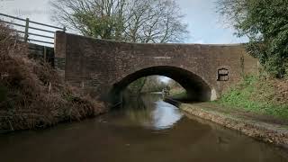 Slow TV / ASMR electric narrowboat canal cruise